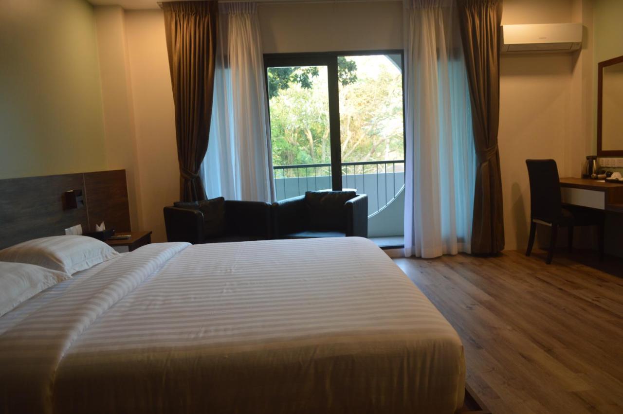 Airport Avenue Hotel Gyogon Exterior foto
